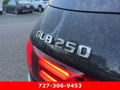 Certified 2024 Mercedes-Benz GLB 250 image 5