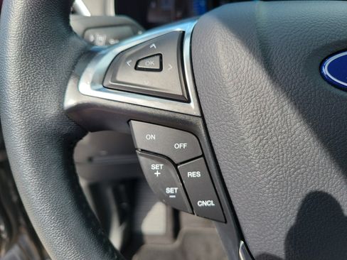 Used 2024 Ford Edge Titanium AWD/4WD image 24