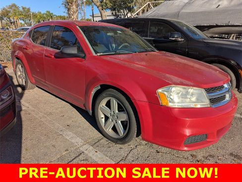 Used 2013 Dodge Avenger SE image 22