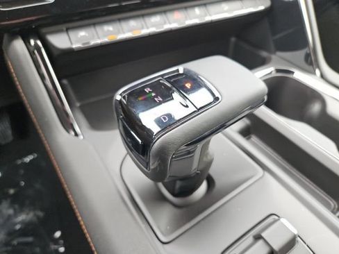 New 2026 GMC Sierra 1500 AT4 w/ AT4 Premium Package AWD/4WD image 25