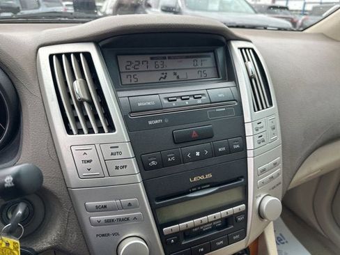 Used 2005 Lexus RX 330 AWD image 16