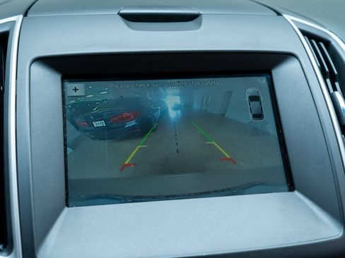 Used 2018 Ford Edge SEL w/ Equipment Group 201A FWD image 15