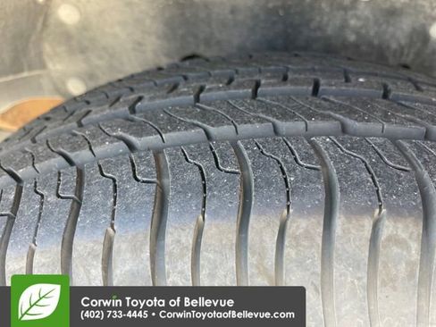 Used 2001 Ford Explorer Sport Trac 4x4 image 26