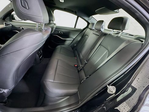 Used 2025 BMW 330i Sedan w/ Convenience Package image 30