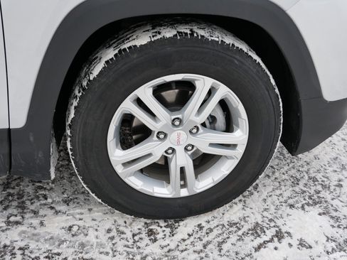 Used 2020 GMC Terrain SLE w/ Driver Convenience Package image 15