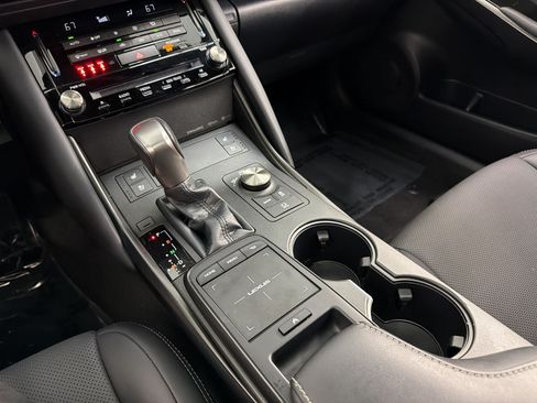 Used 2024 Lexus IS 300 w/ Comfort Package RWD image 17