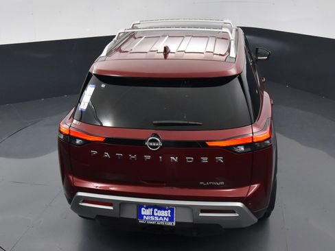 Used 2024 Nissan Pathfinder Platinum image 35