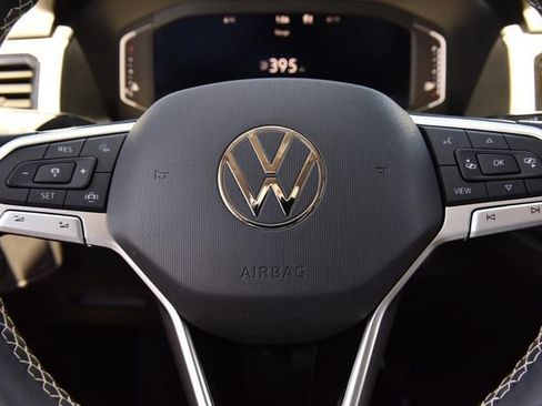 Certified 2023 Volkswagen Atlas SE AWD/4WD image 18