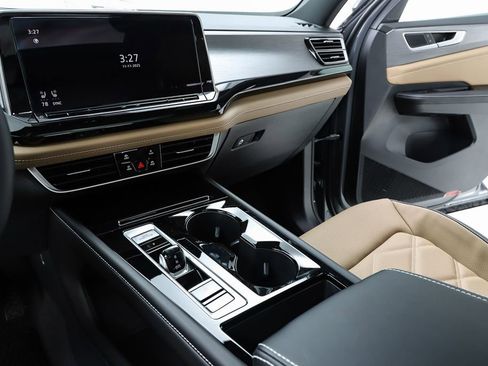 New 2026 Volkswagen Atlas Cross Sport SE image 62