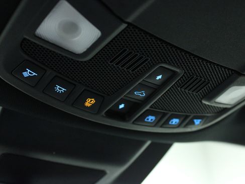 Used 2021 Ford Expedition Max XLT image 25