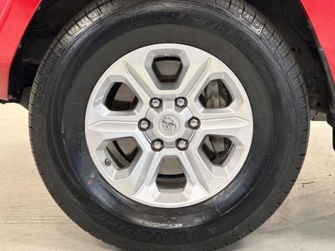 Used 2021 Toyota 4Runner SR5 Premium AWD/4WD image 24