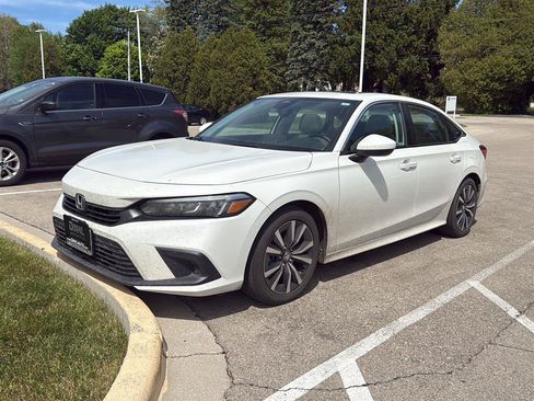 Used 2024 Honda Civic EX image 19