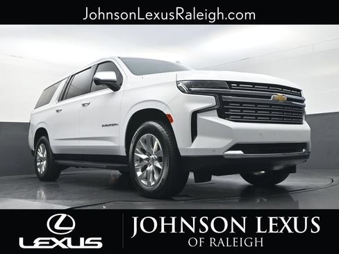 Used 2024 Chevrolet Suburban Premier AWD/4WD image 15
