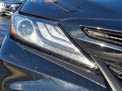 Used 2023 Toyota Camry XSE image 8