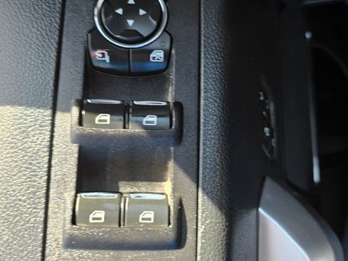 Used 2022 Ford F350 Lariat w/ Lariat Ultimate Package image 21