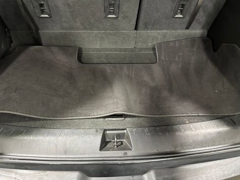 Used 2018 Chevrolet Traverse LT image 22