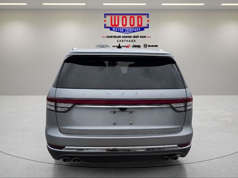 Used 2024 Lincoln Aviator Reserve w/ Equipment Group 201A AWD/4WD image 4
