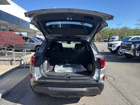 New 2026 GMC Terrain AT4 AWD/4WD image 7