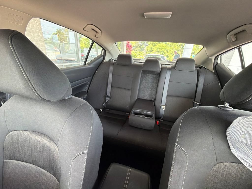 Used 2025 Nissan Altima 2.5 SV FWD image 21