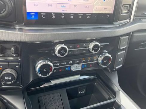 Used 2025 Ford F350 Platinum AWD/4WD image 33