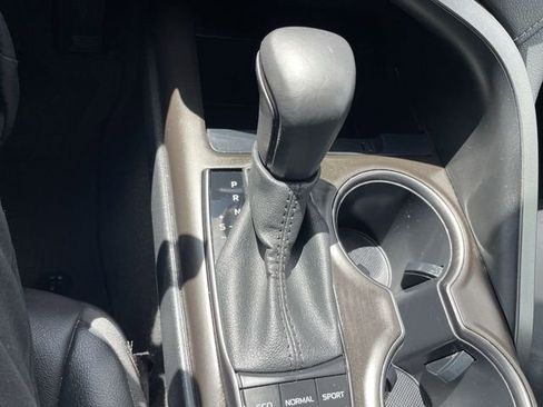 Used 2021 Toyota Camry XSE FWD image 15