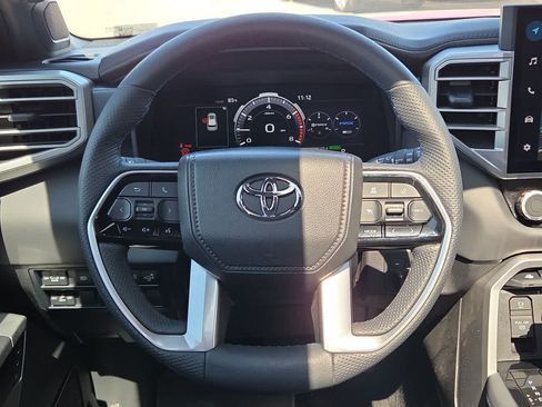 Certified 2025 Toyota Sequoia Platinum AWD/4WD image 19