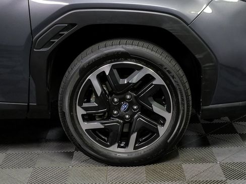 Used 2025 Subaru Forester Limited w/ Popular Package #1 AWD/4WD image 38