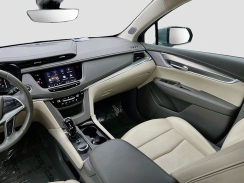 Used 2023 Cadillac XT5 Premium Luxury w/ Technology Package FWD image 25
