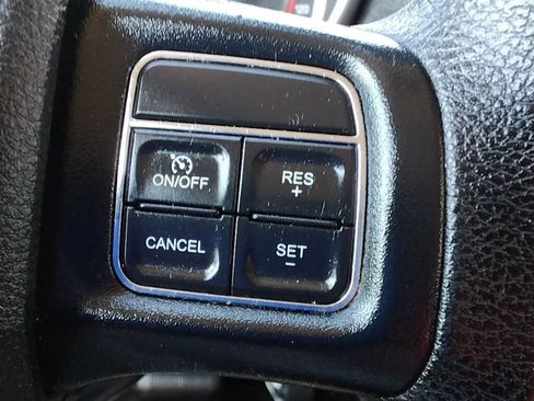 Used 2018 Dodge Journey SE FWD image 15