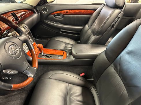 Used 2002 Lexus SC 430 Convertible RWD image 20