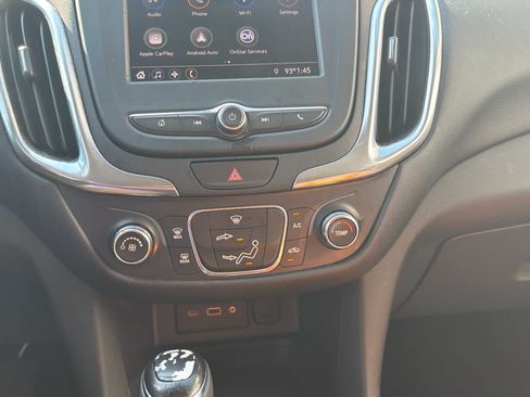 Used 2020 Chevrolet Equinox LT FWD image 27