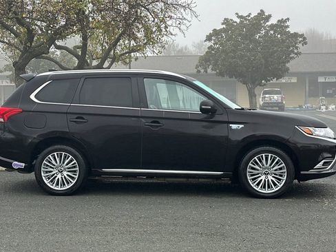 Used 2019 Mitsubishi Outlander GT image 7