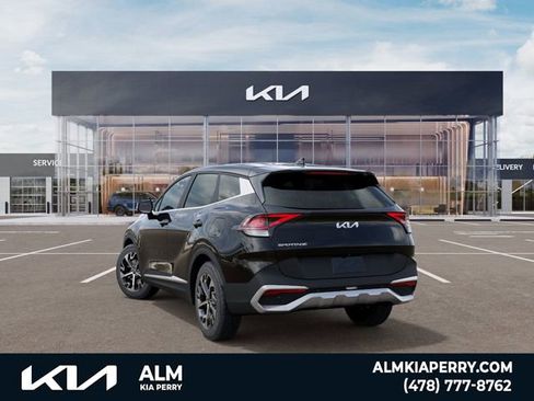 New 2025 Kia Sportage EX image 4
