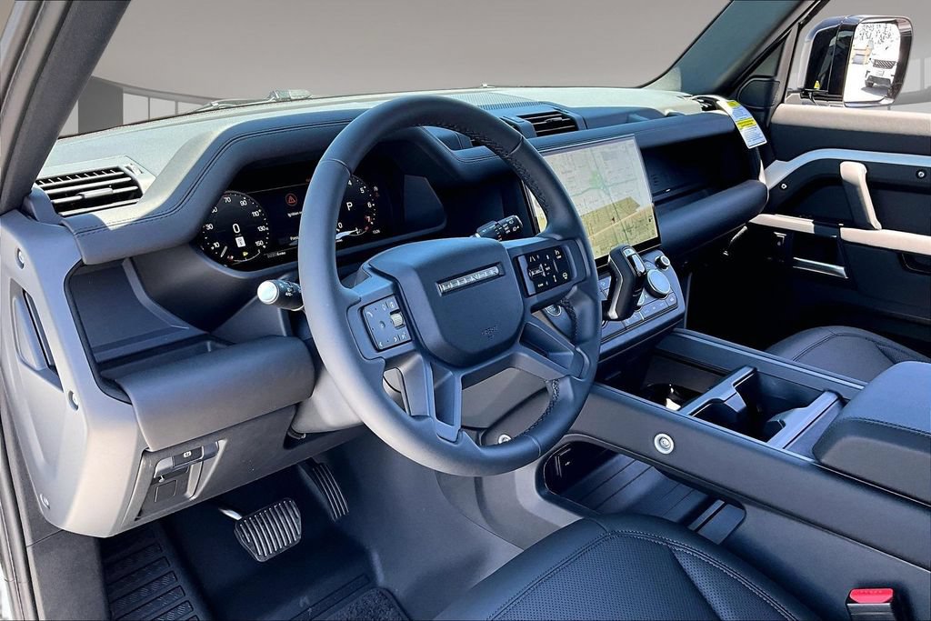 New 2026 Land Rover Defender 110 S AWD/4WD image 7