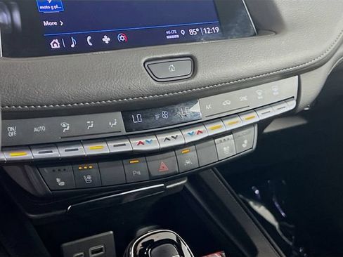 Used 2023 Cadillac XT4 Premium Luxury w/ Driver Assist Package FWD image 11