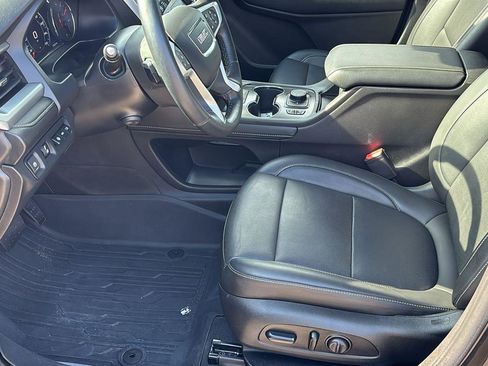 Certified 2023 GMC Acadia SLT w/ Technology Package FWD image 13