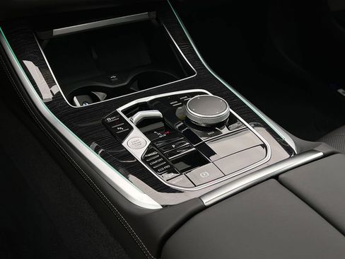 New 2026 BMW X5 xDrive40i w/ M Sport Package image 19