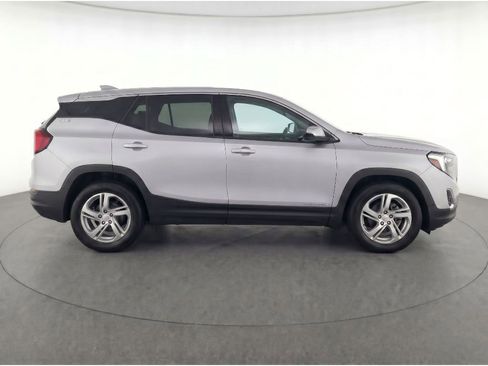 Used 2018 GMC Terrain SLE FWD image 8