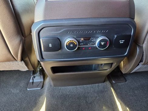 Used 2022 Ford Expedition King Ranch RWD image 17
