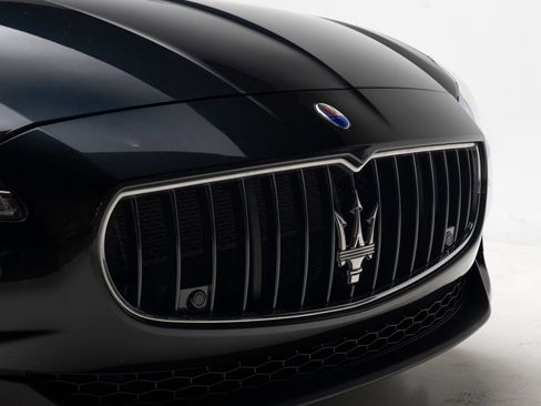 Used 2014 Maserati Quattroporte GTS RWD image 59