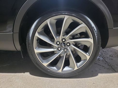 Used 2023 Lincoln Nautilus Reserve w/ Equipment Group 202A image 27