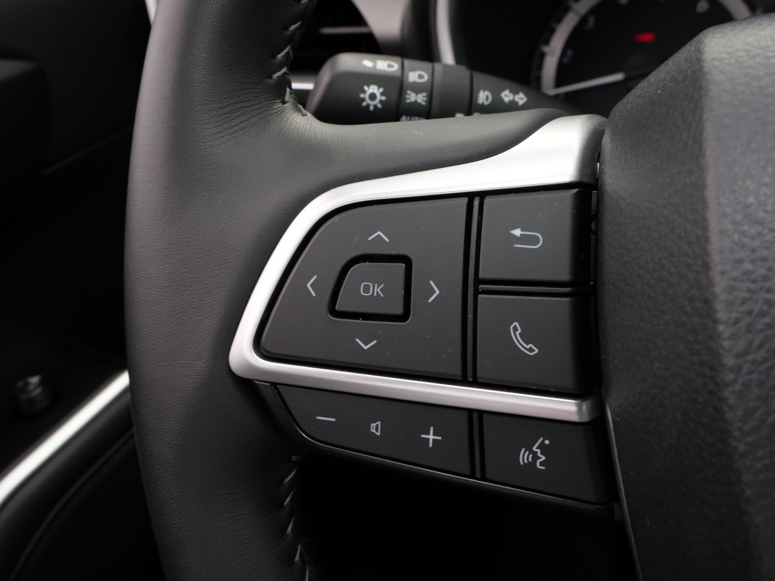 Certified 2026 Toyota Highlander XLE AWD/4WD image 27