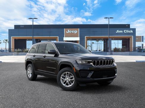 New 2025 Jeep Grand Cherokee Laredo X w/ Trailer Tow Package image 5