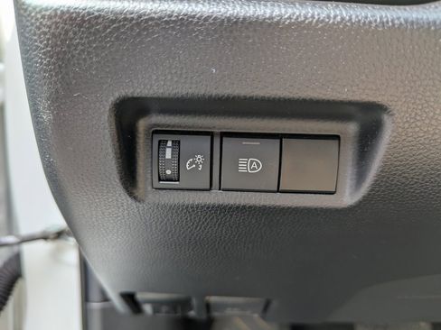 Used 2023 Toyota RAV4 XLE image 12