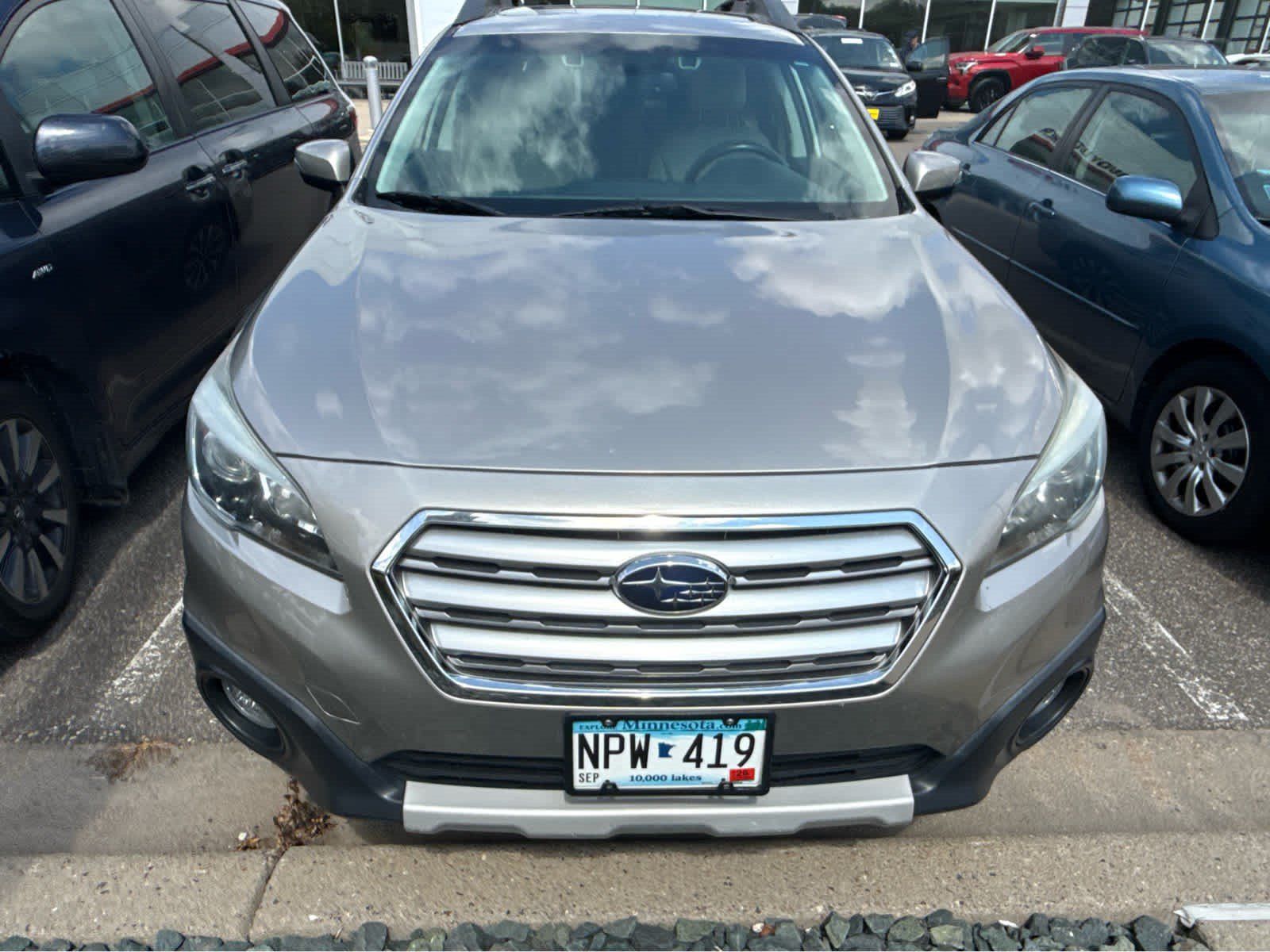 Used 2015 Subaru Outback 2.5i Limited AWD/4WD image 7
