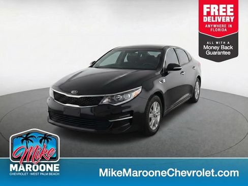 Used 2017 Kia Optima LX FWD image 1