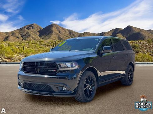 Used 2020 Dodge Durango SXT AWD/4WD image 2
