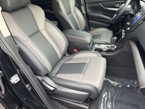 Used 2022 Subaru Ascent Onyx Edition image 18