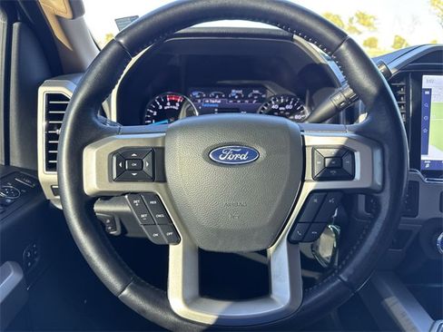 Certified 2022 Ford F250 Lariat w/ Chrome Package image 15