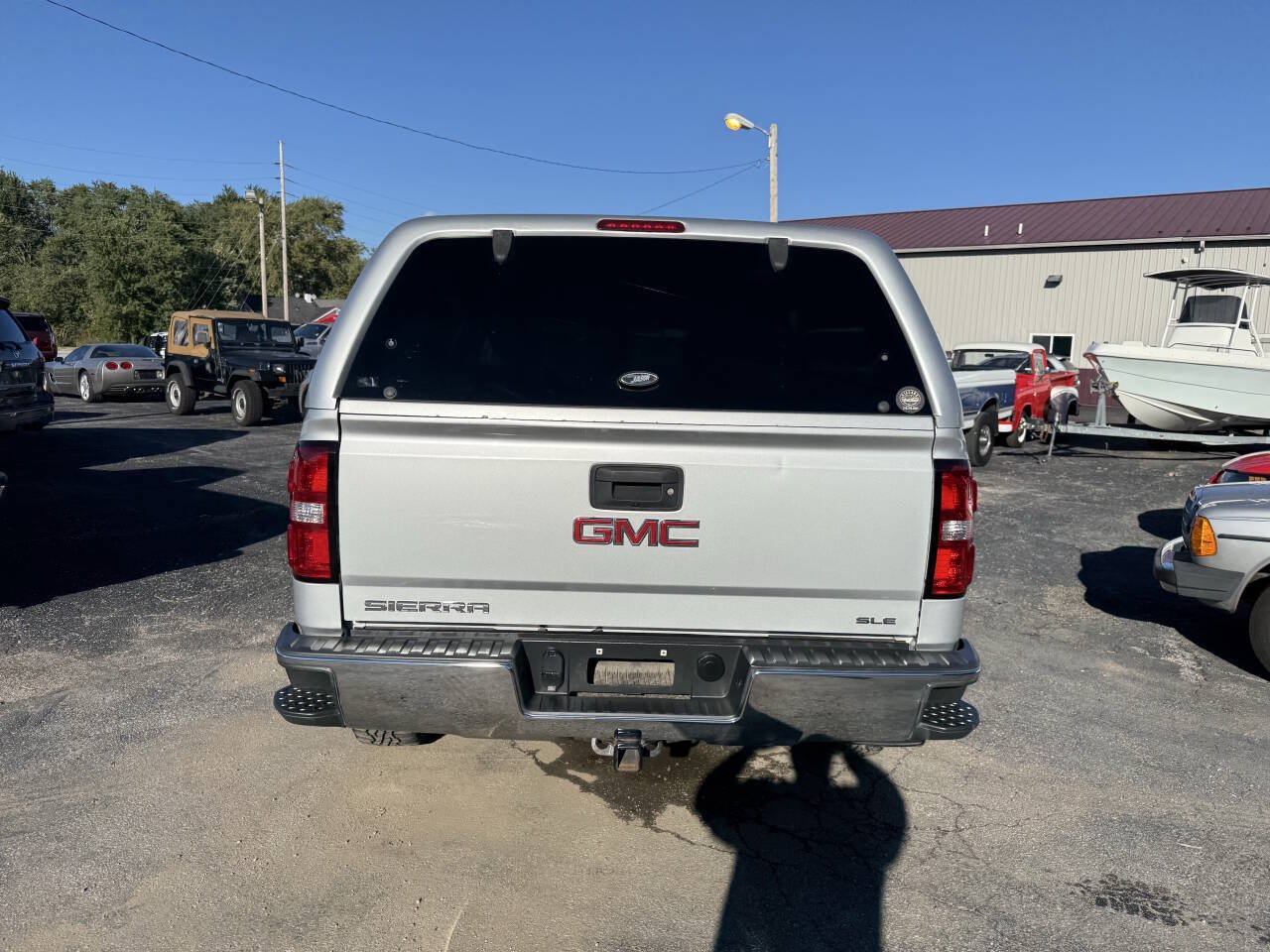 Used 2018 GMC Sierra 1500 SLE w/ SLE Value Package AWD/4WD image 4